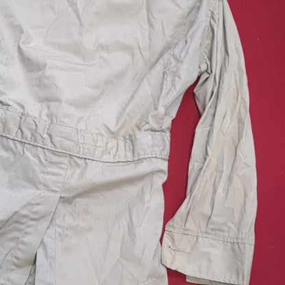 Vintage Game Winner Medium Long-Sleeve Khaki Shell Good Condition (a08 DC3-X)