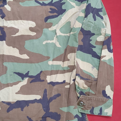 US Army Medium Regular BDU Woodland Top Jacket Good Condition (a10 DC4-s)