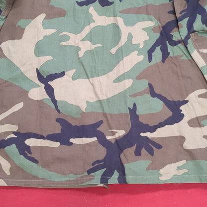 US Army Medium Regular BDU Woodland Top Jacket Used  (a10 DC4-K)