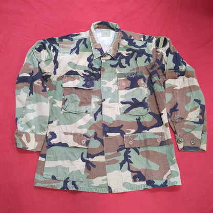 US Army Medium Regular BDU Woodland Top Jacket Good Condition (a10 DC4-g)
