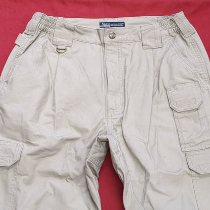 5.11 TACTICAL Men's 32 W/34 L Style-74251 Khaki Pants Tactical Series Excellent Condition (A13  db7-4)