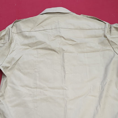 Vintage 1972 US Army Men's Uniform Medium Tan 445 Short-Sleeve Shirt Excellent condition (02g CW- ea04-3)