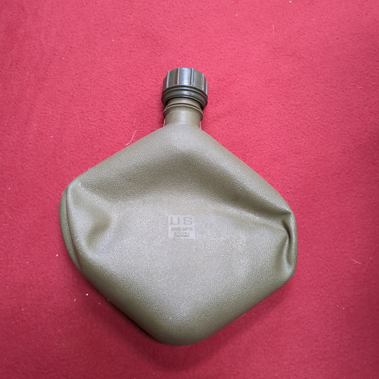 Vintage US Army 2Quart Collapsible Canteen Dated 1983 (08g 12s (ab11-55)