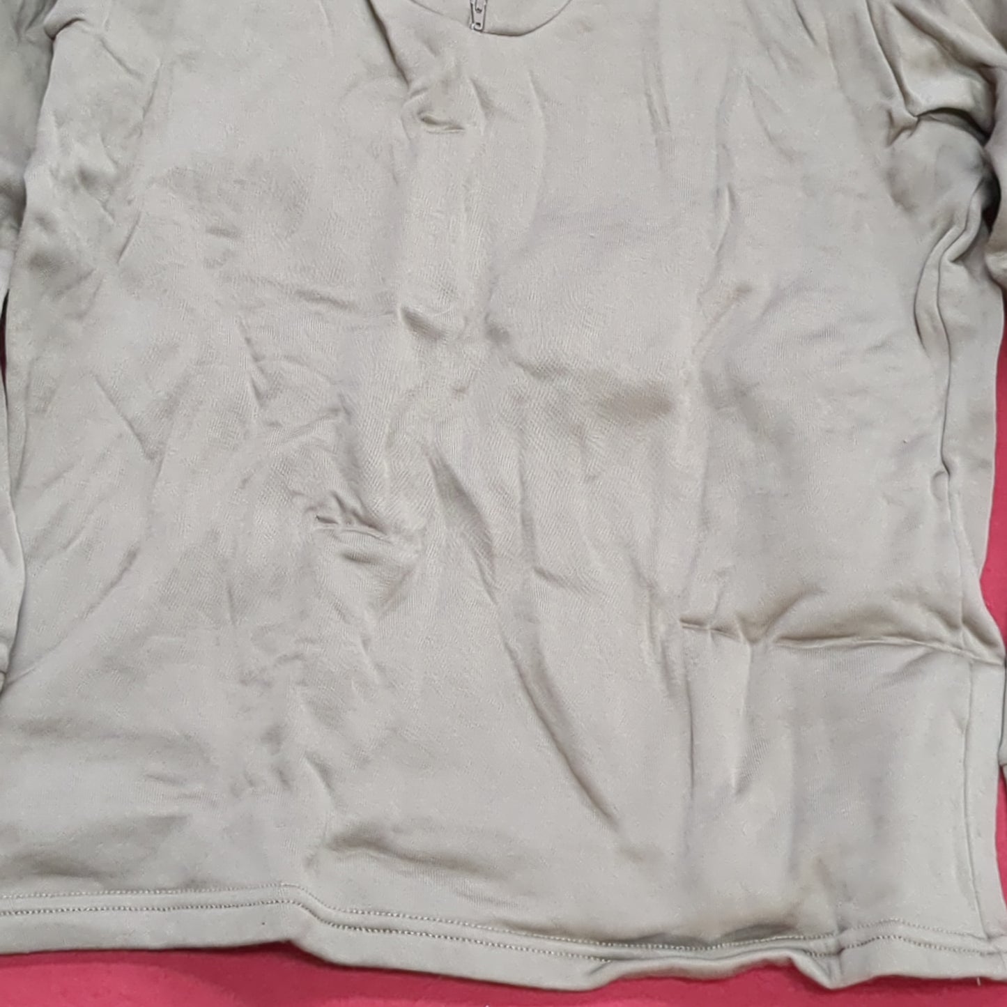 1980s/90s US Army MEDIUM Cold Weather Undershirt Brown Excellent Condition (18g waf2- fa02-10)