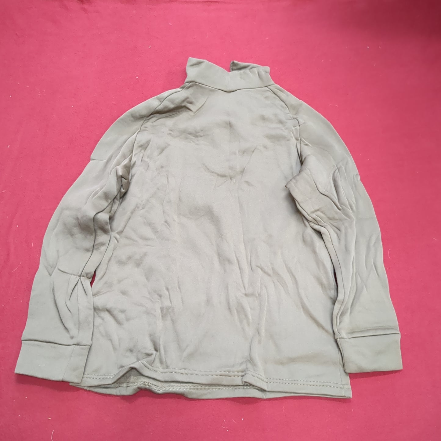 1980s/90s US Army MEDIUM Cold Weather Undershirt Brown Excellent Condition (18g waf2- fa02-10)