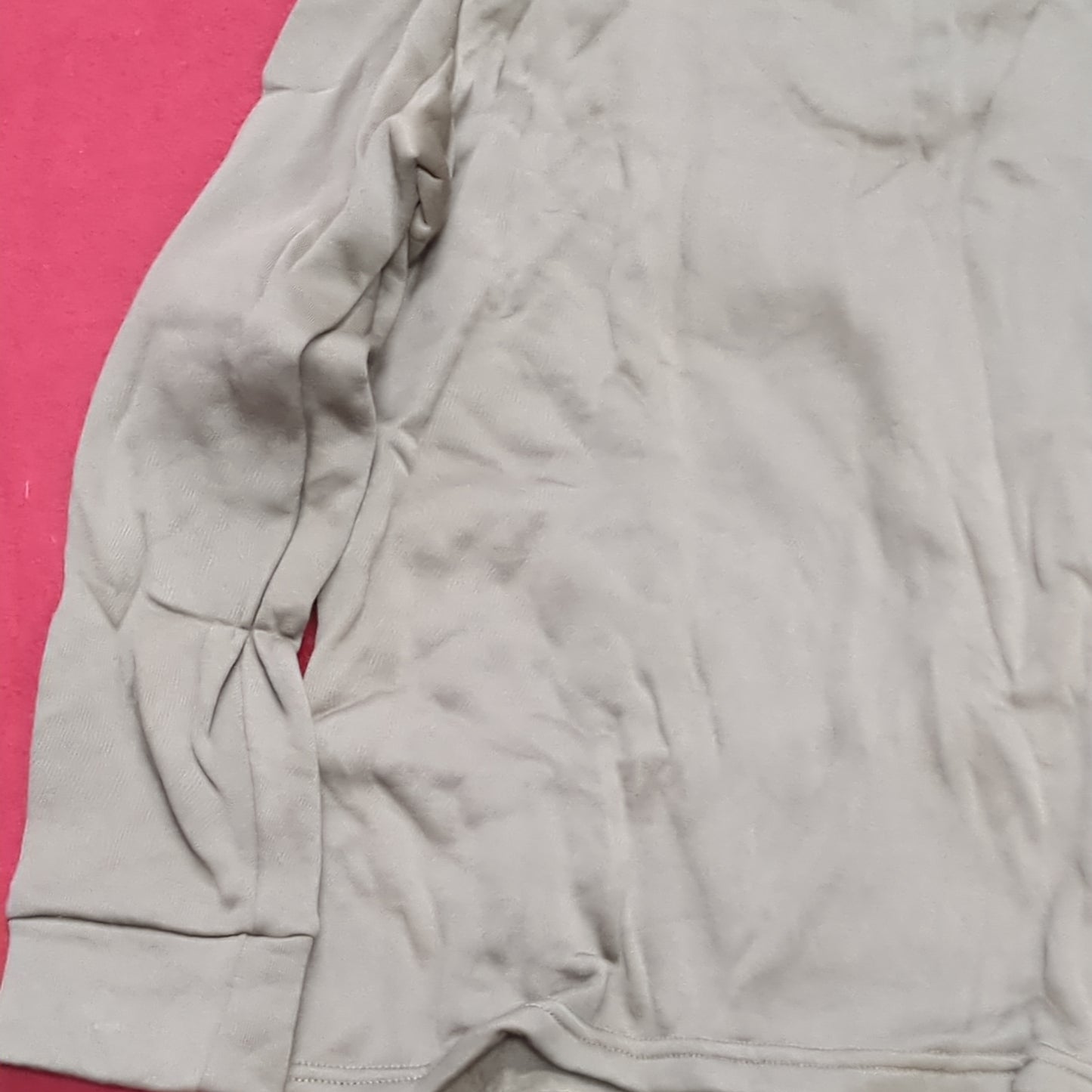 1980s/90s US Army MEDIUM Cold Weather Undershirt Brown Excellent Condition (18g waf2- fa02-10)