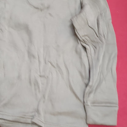 1980s/90s US Army MEDIUM Cold Weather Undershirt Brown Excellent Condition (18g waf2- fa02-10)
