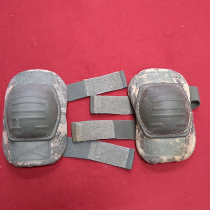 SET of US Army Elbow Pads Ripple ACU UCP Digital Camouflage Good Condition (19g)