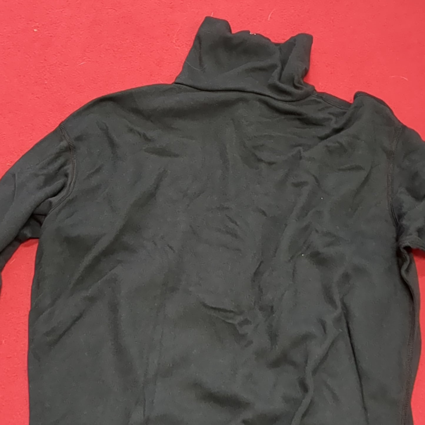 US Army MEDIUM 1/4 Zip MW Cold Weather Undershirt Black Good Condition (fa04-2)