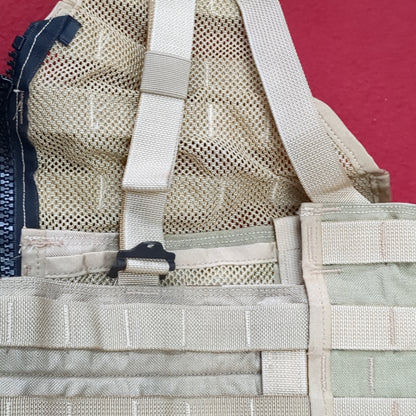 US Army Desert Camouflage FLC Fighting Load Carrier DCU Good Condition (EB16-53)