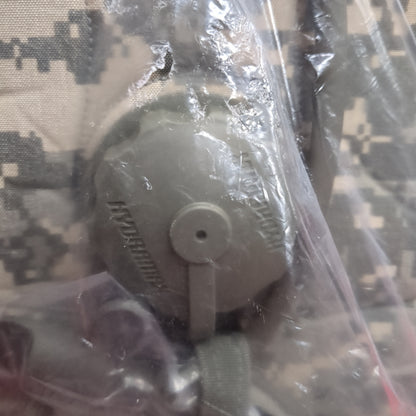 NOS Universal Hydration 3L 100oz Hydration System ACU/UCP (08o- db01-SEP140)