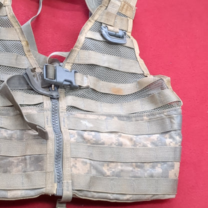 US Army USED ACU UCP Fighting Load Carrier Molle II (eb10-)