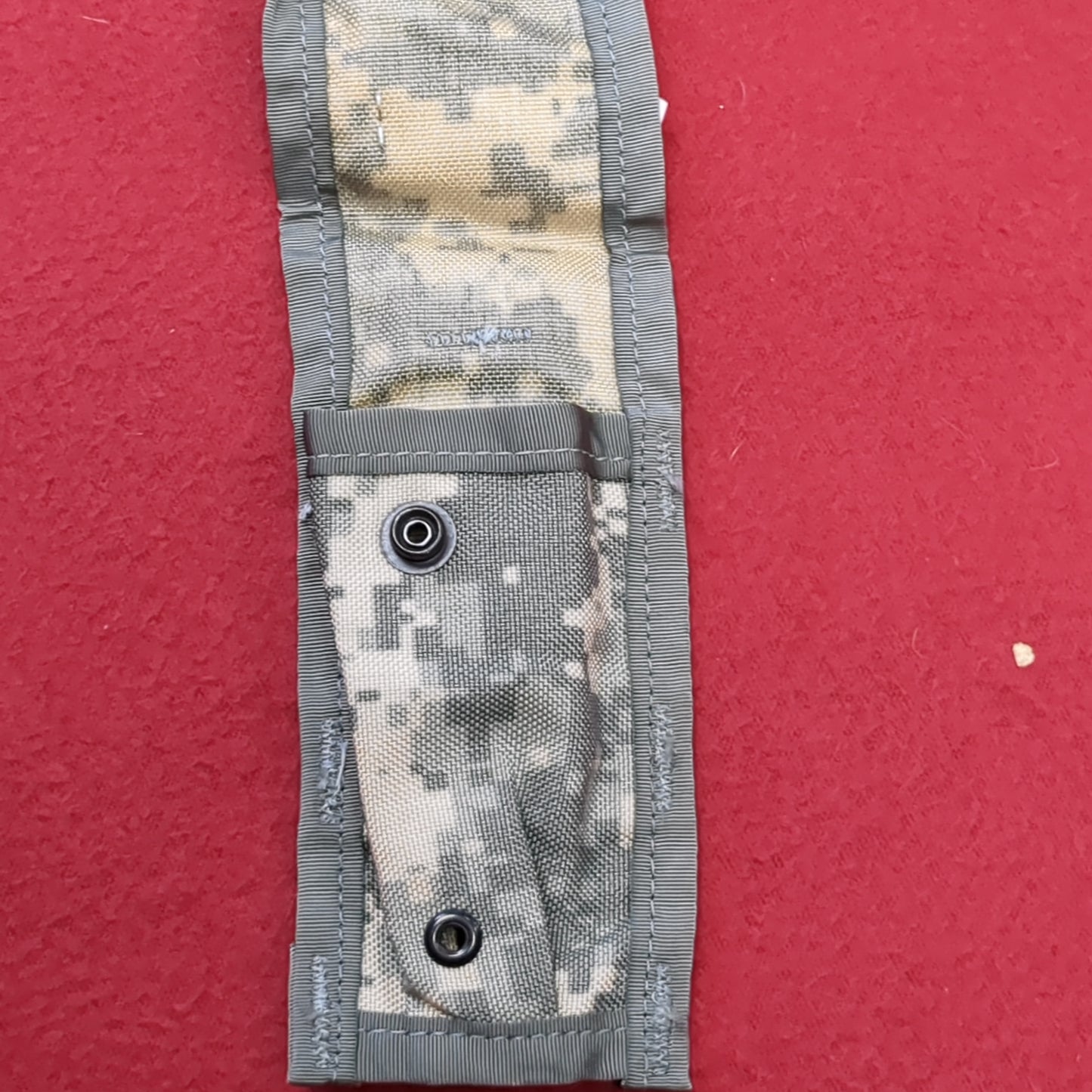 US Army Pistol Magazine Pouch UCP Molle II Good Condition (acu?-MH114)