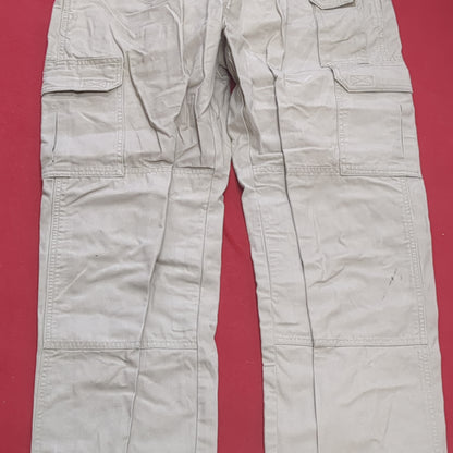 5.11 Tactical Pants Tan 32W/34L Style: 74251 Excellent Condition (EC09-13)