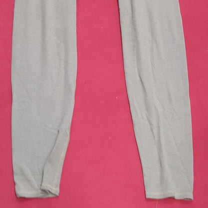 US Military Medium Regular SET OF Insulated Cold Weather Flame Resistant FRAC Moisture Wicking ( fa01-SEP166-WAF1)