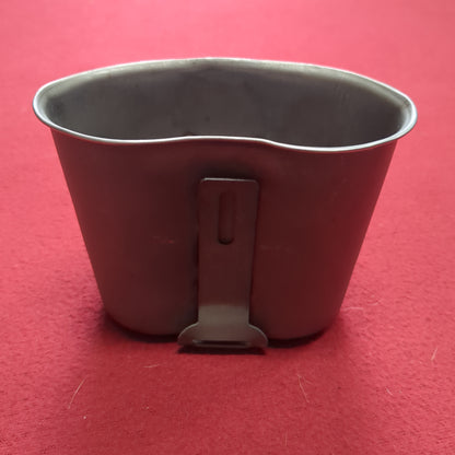 VINTAGE HAMILL MFG Co. 1963 Dated US Military Canteen Cup ( (ab11-SEP170-12s)
