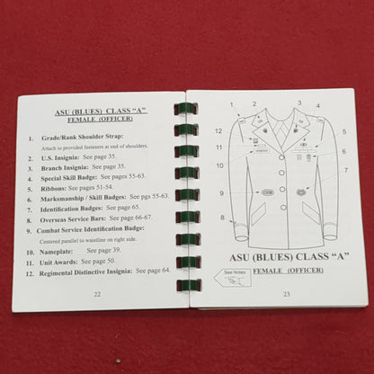 U.S. ARMY LOOK SHARP! Officer/Enlisted Male/Female Uniform Guide ~ Illustrated  (Sep184-MANUAL)