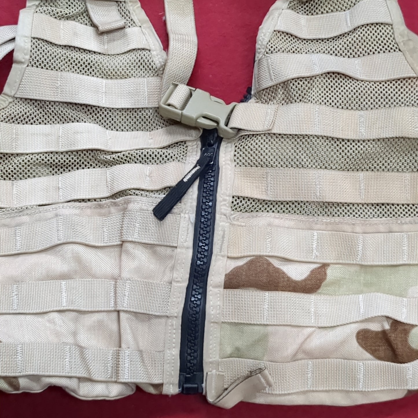 US Army Desert Camouflage FLC Fighting Load Carrier DCU USED (EB16-OCT60)