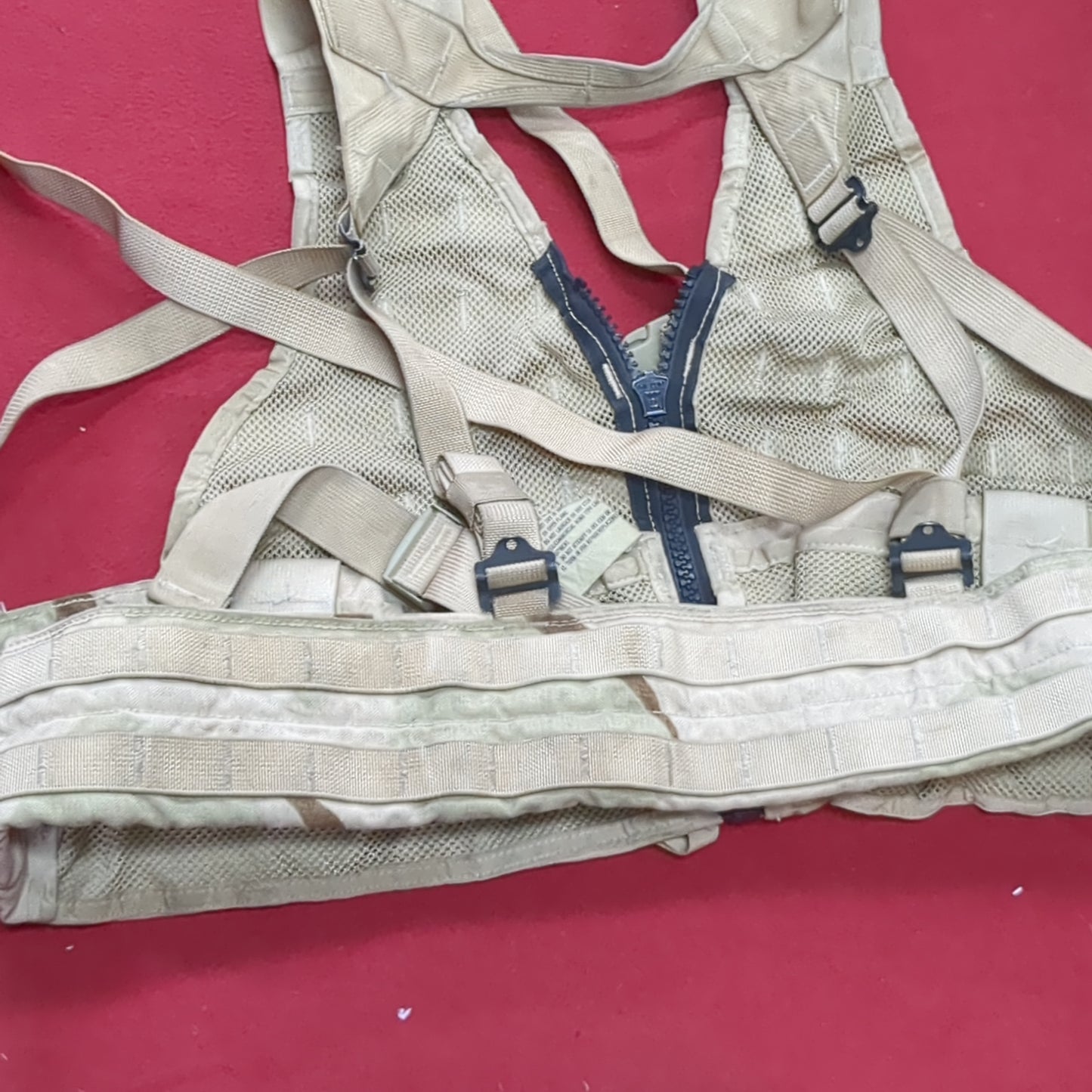 US Army Desert Camouflage FLC Fighting Load Carrier DCU USED (EB16-OCT60)