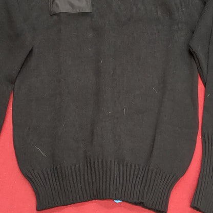 Vintage CITADEL Medium V-NECK SWEATER Black Pull-Over Acrylic Excellent Condition (31o- da15-08)