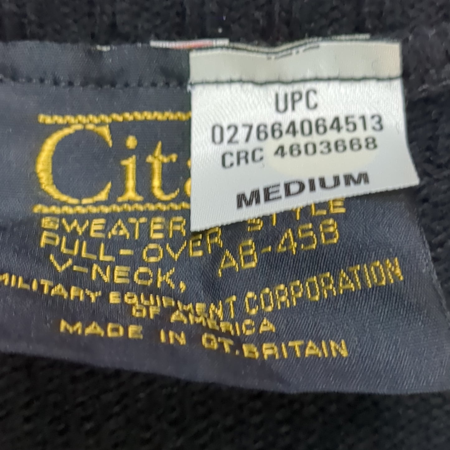 Vintage CITADEL Medium V-NECK SWEATER Black Pull-Over Acrylic Excellent Condition (31o- da15-08)