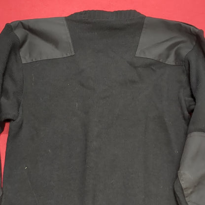 Vintage CITADEL Medium V-NECK SWEATER Black Pull-Over Acrylic Excellent Condition (31o- da15-08)