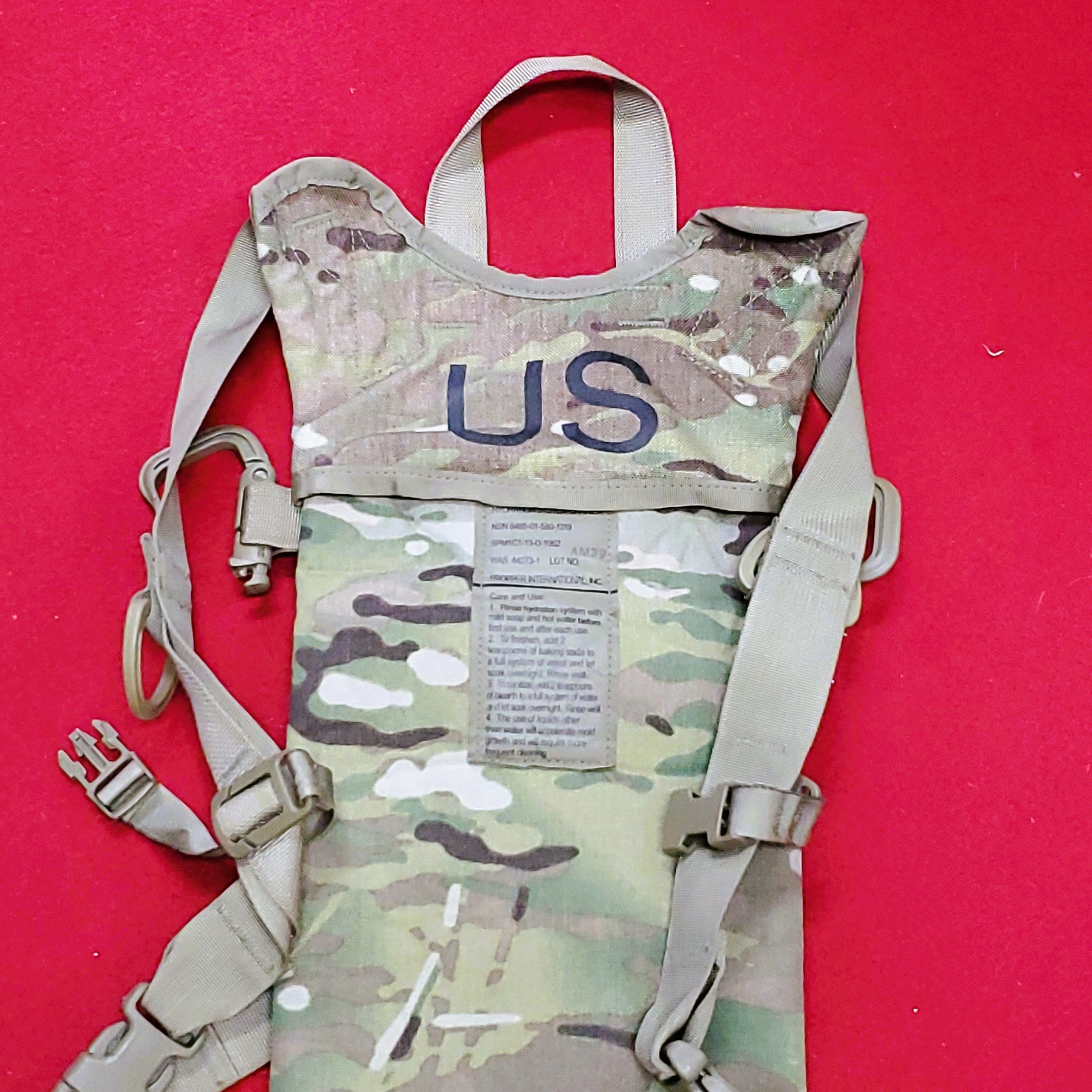 USGI OCP Multicam Hydration Carrier 100oz Molle II Camelbak