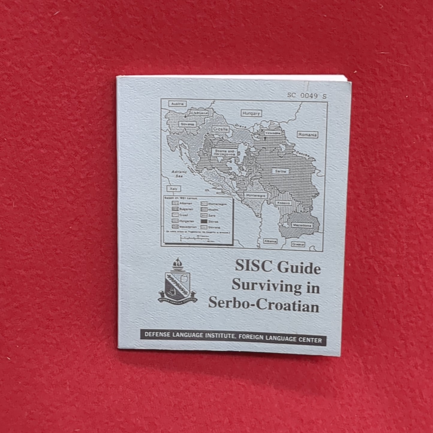 BOOK:  SISC GUIDE SURVIVING IN SERBO-CROATIAN   (box11)