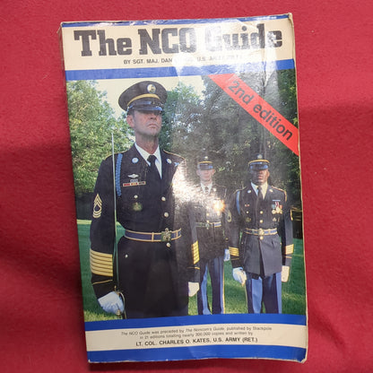 BOOK:  THE NCO GUIDE  1986 (box12)