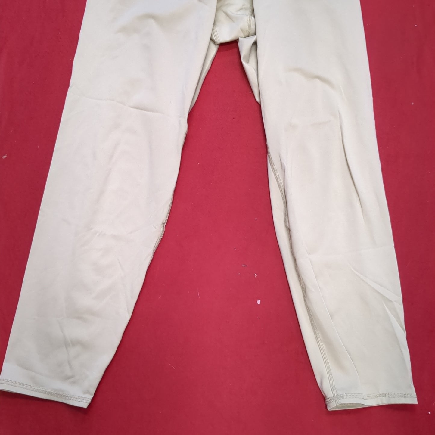 US Army Medium Regular Silks Gen III Level 1 Cold Weather Pants Bottom Sand Good Condition (aa02-NOV116)