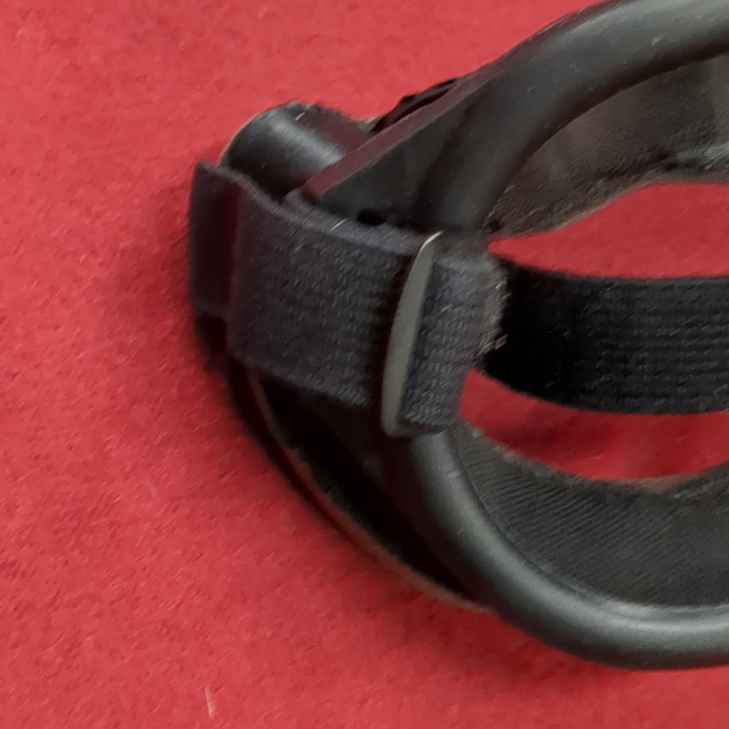 Vintage NOS USGI Sun Wind Dust Black Frame Goggles 1974 (cl2- (ab16-NOV142)
