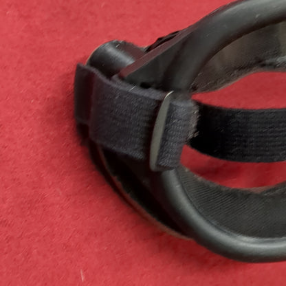 Vintage NOS USGI Sun Wind Dust Black Frame Goggles 1974 (cl2- (ab16-NOV142)