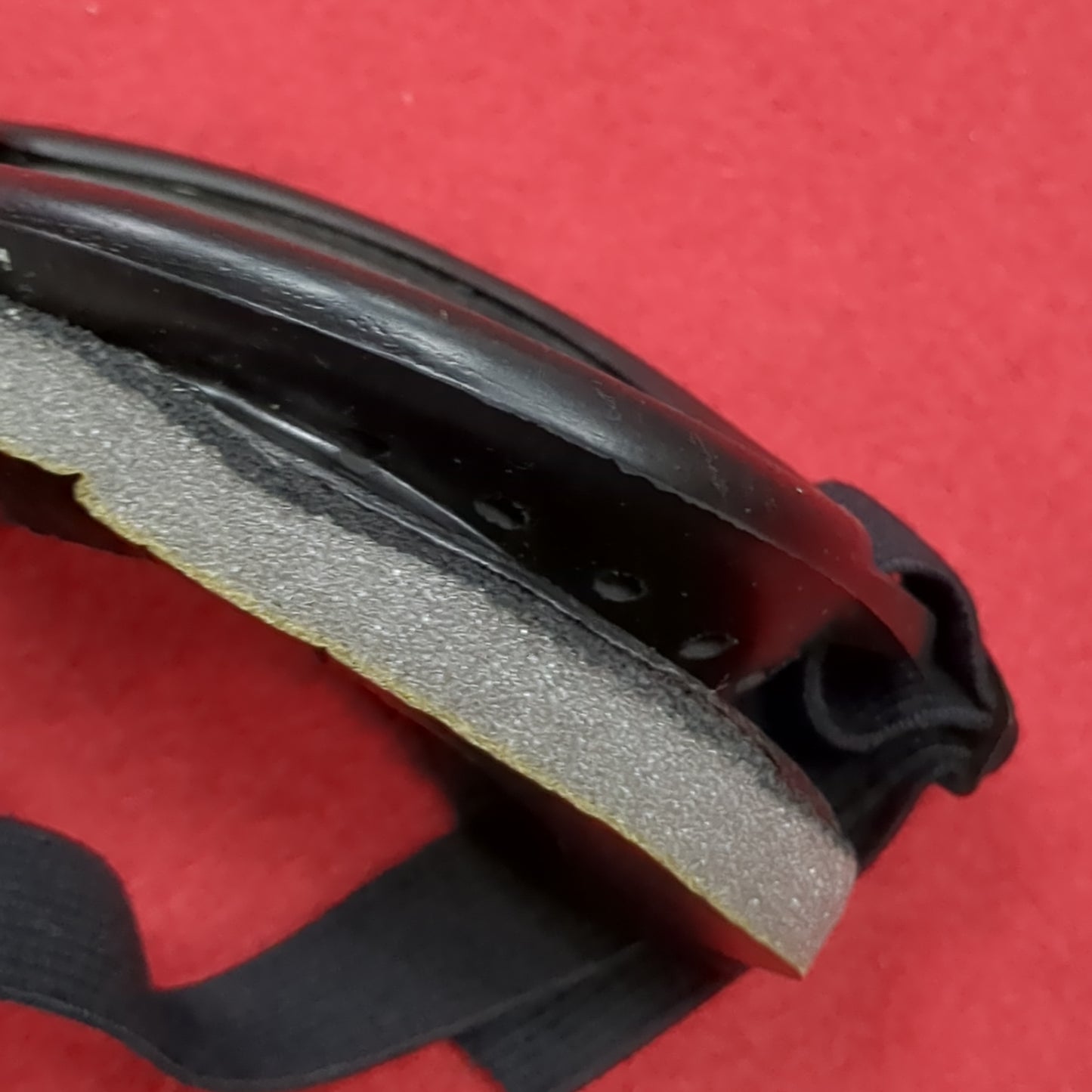 Vintage NOS USGI Sun Wind Dust Black Frame Goggles 1974 (cl2- (ab16-NOV142)