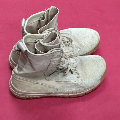 US Army 9.5  Nike Hot Weather Combat Boots Coyote 499 Tan USED (A09- DC14-NOV155)