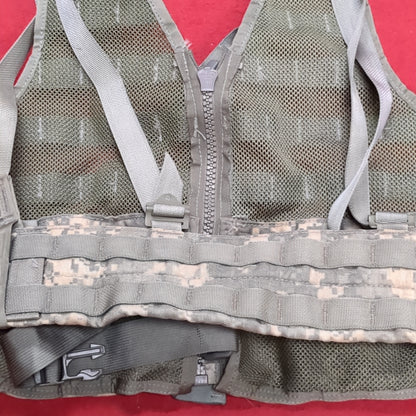 US Army ACU Digitial Camo Fighting Load Carrier FLC Molle Used (eb06-NOV158)