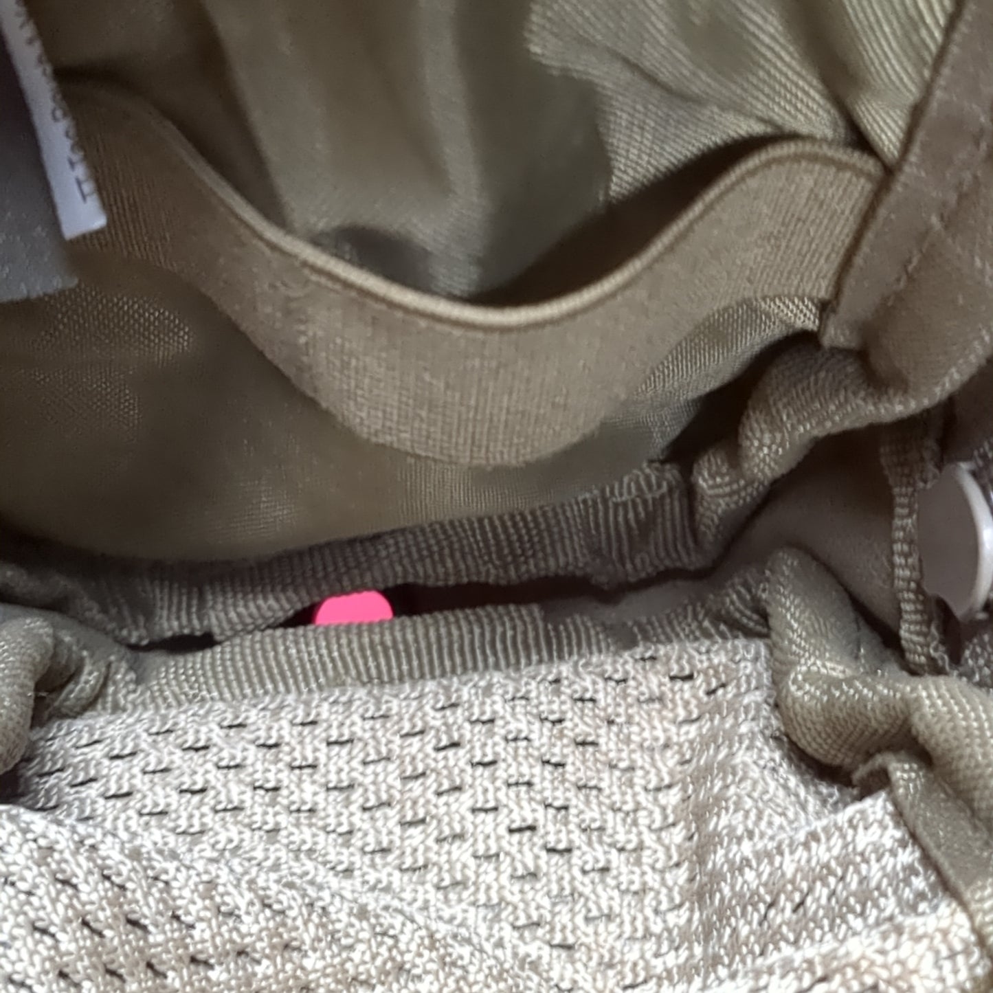 TASMANIAN TIGERTAC POUCH 1 VERTICAL Cordura Khaki Used (35CR- ca3-NOV169)