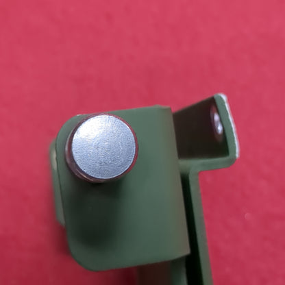 DAGR INSTALLATION MOUNT NSN 5975-01-521-3063   (fc03-NOV196)