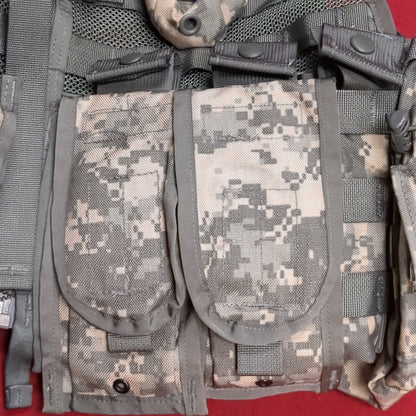 US Army ACU Digitial Camo Fighting Load Carrier FLC Molle Complete W/ Pouches Excellent Condition (eb07-NOV199)