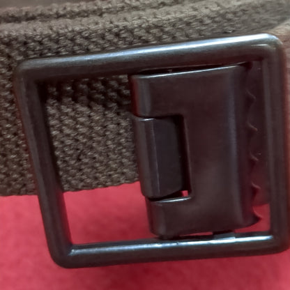 us army agsu web belt 39 in w/belt buckle and tip used (dg3- ea03-PET89)