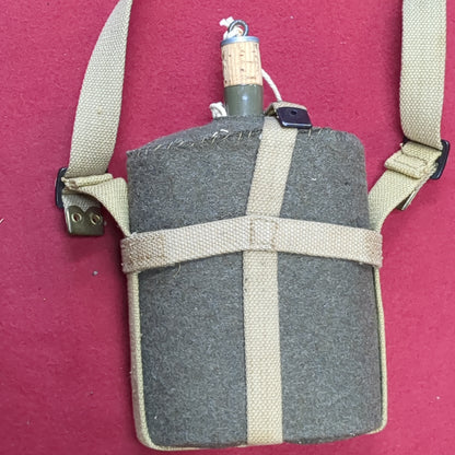 British WWII "TOMMY" Canteen Vintage Excellent Condition (aa02-DEC69)