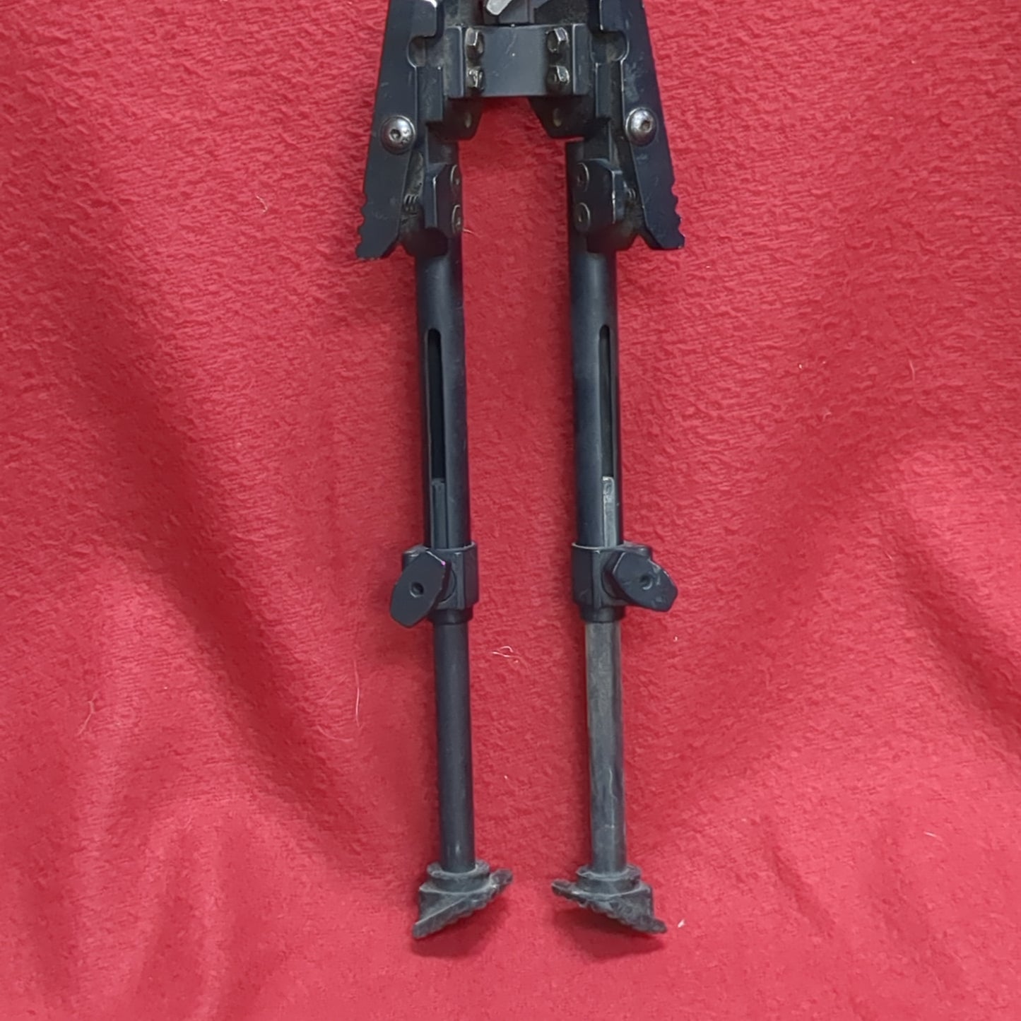 GG&G LCB-3 HVY DUTY TACT BIPOD Used (FB17-DEC184)