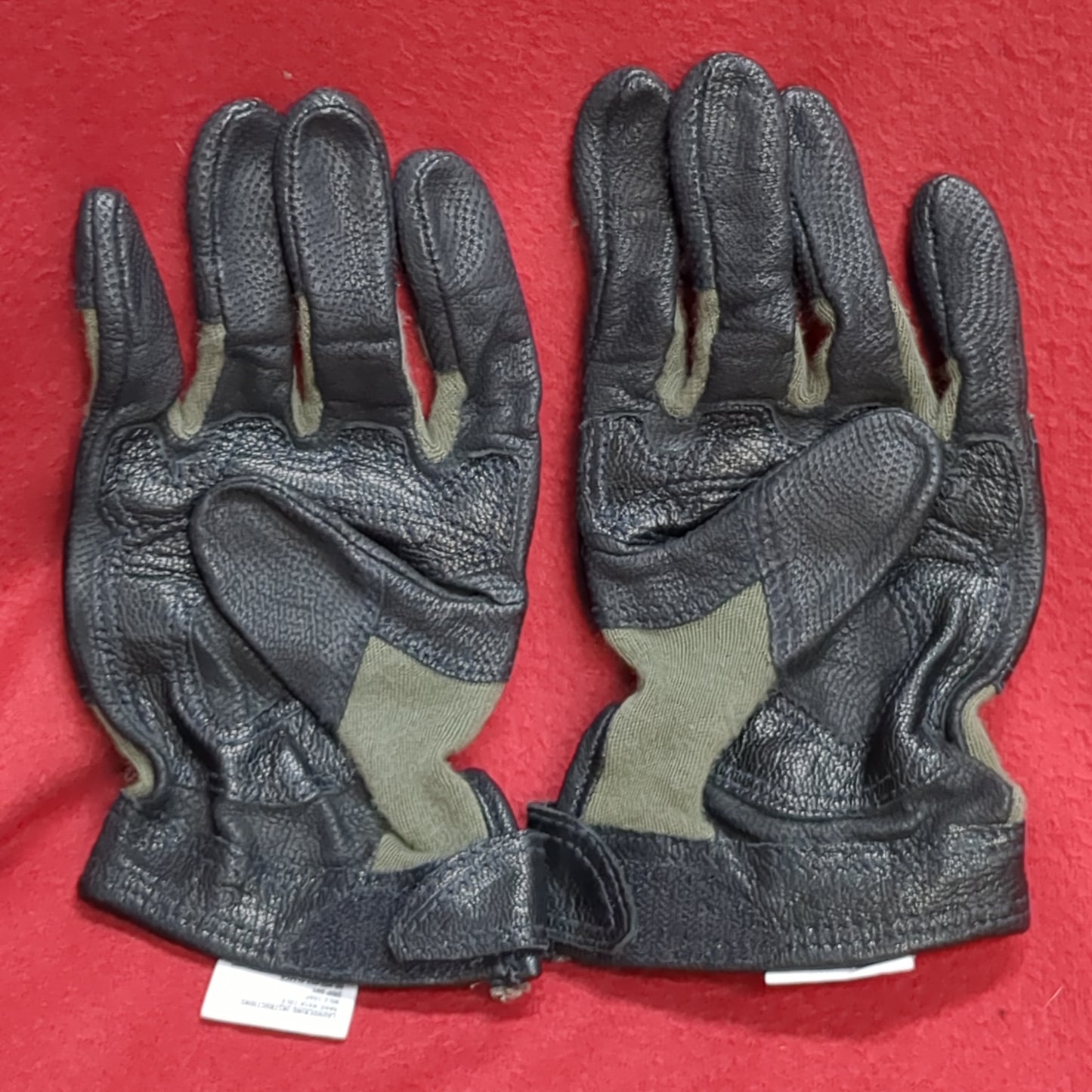 Wiley X CAG-1 Medium Assault Gloves W/ Kevlar Knuckles (40cr- cb2-JAN09)