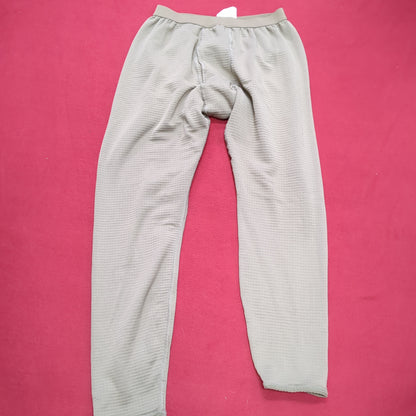 US Army Medium Regular Coyote Waffle Gen III Level 2 Bottoms Excellent Condition (waf2- fa02-JAN68)