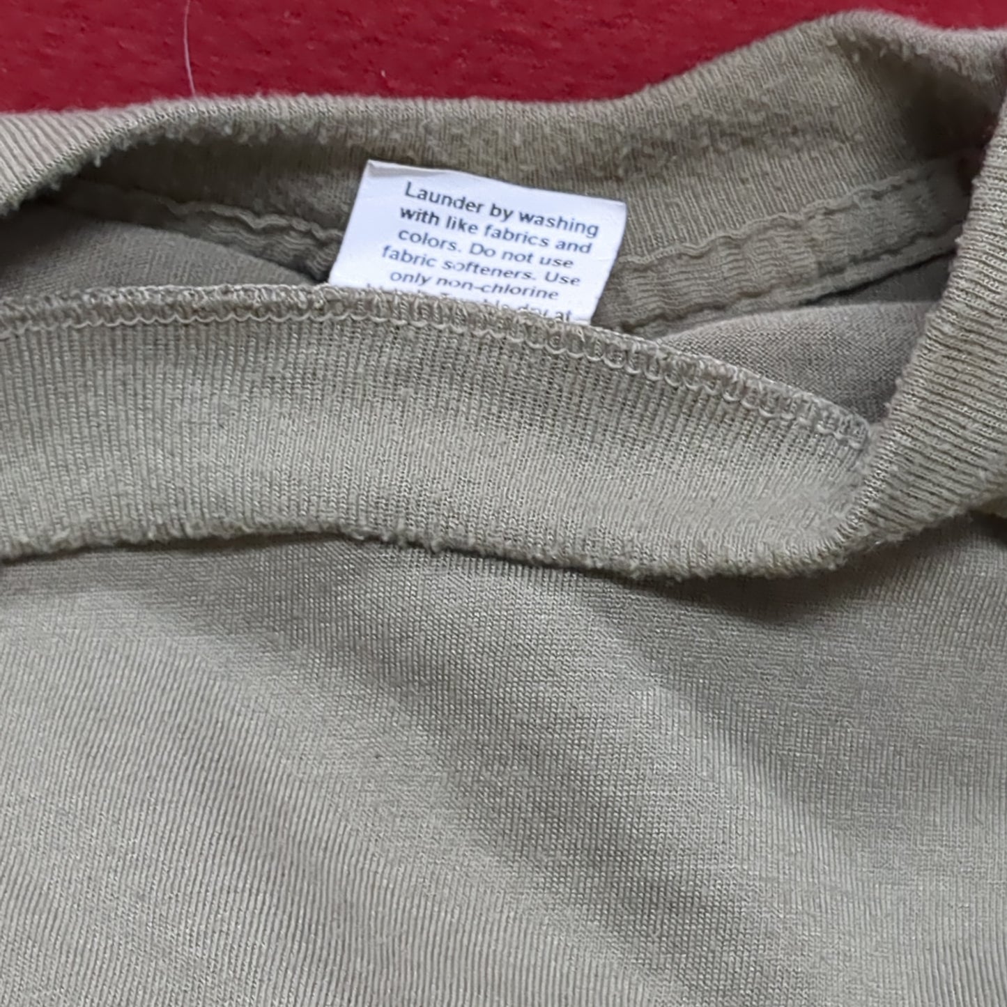 * Lot Of 3 * Coyote/Brown Short Sleeve Medium Uniform Undershirt Used (aa16-JAN84)