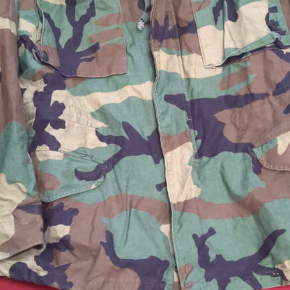 VINTAGE Small Regular BDU Woodland Cold Weather Field Jacket Used  (bdu2-FA13-JAN103)
