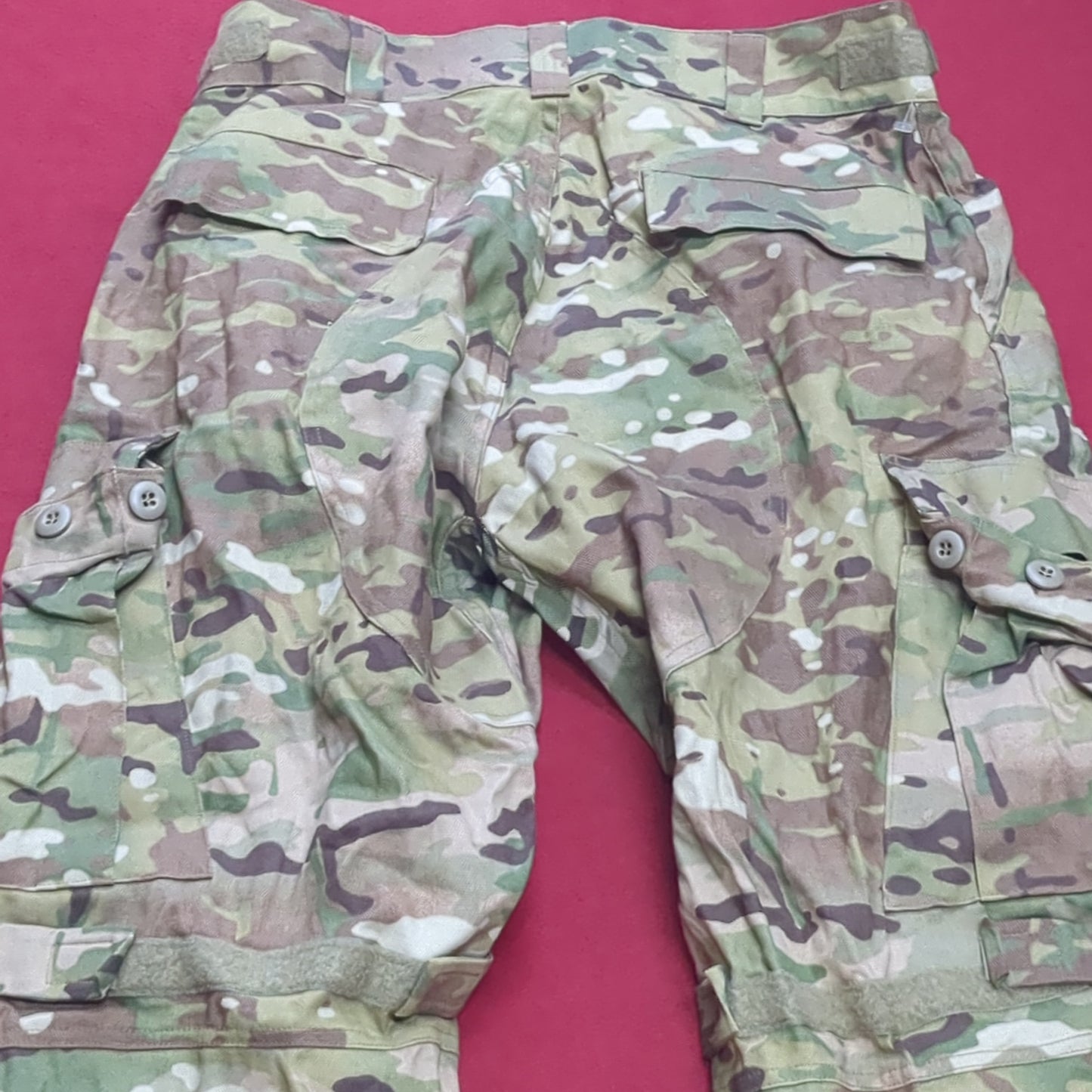 US Army Medium Long Combat OCP Multicam FRAC Pants w/ Knee Pads Excellent Condition (ocp11- ea07-MAR06)