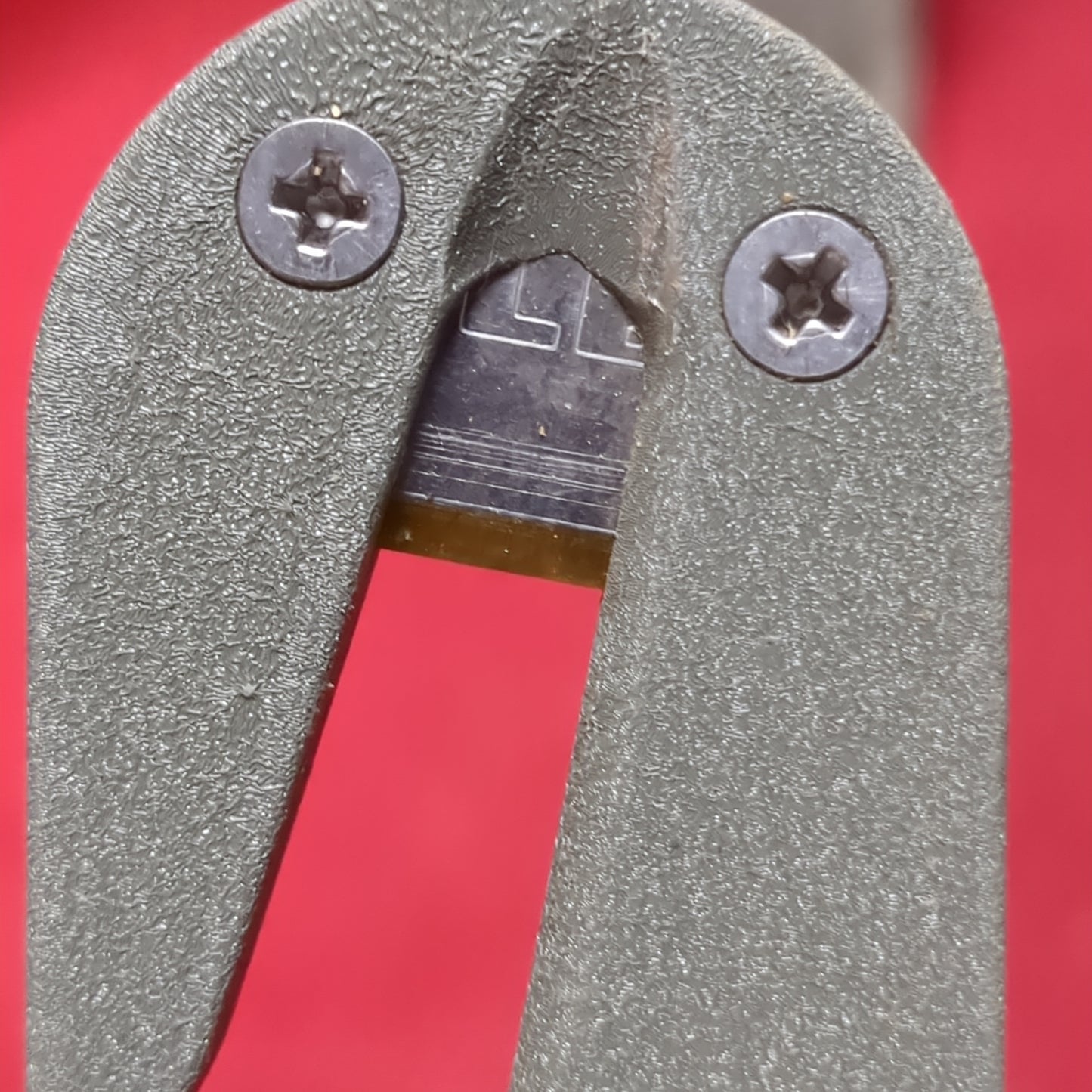 Ontario Knife Company Ontario 1433 Model 4 Strap Cutter FG (34cr-ca02-FEB19)