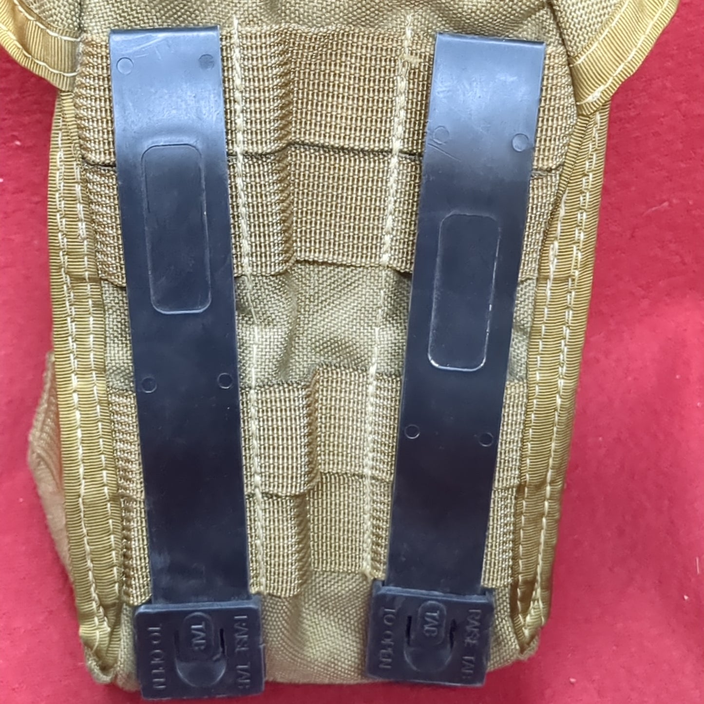 Large Multi-purpose/ Utility Pouch Coyote Brown Molle II Used (34cr-ca02-FEB31)