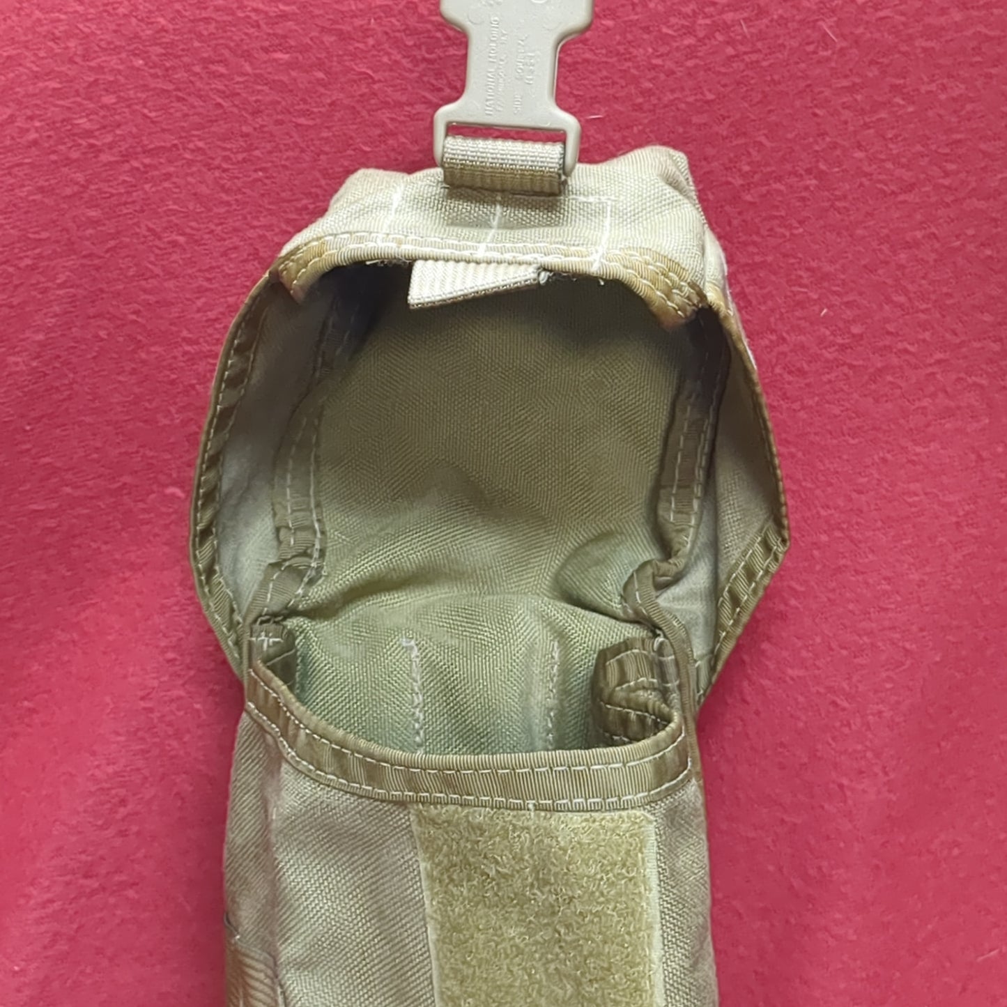 Large Multi-purpose/ Utility Pouch Coyote Brown Molle II Used (34cr-ca02-FEB31)