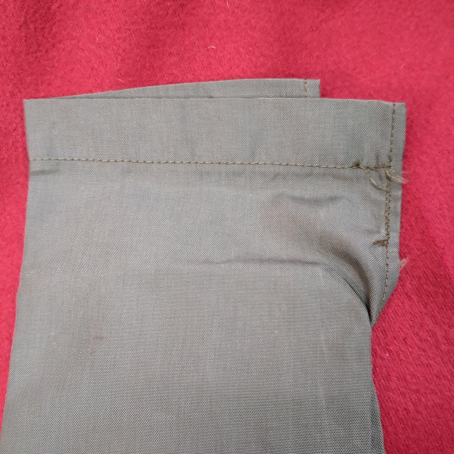 NOS nylon OD green flag cover (aa12-FEB71)